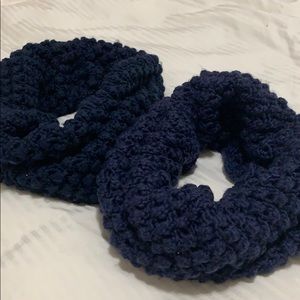 2 H&M Infinity Scarf Navy & Purple GOOD Condition